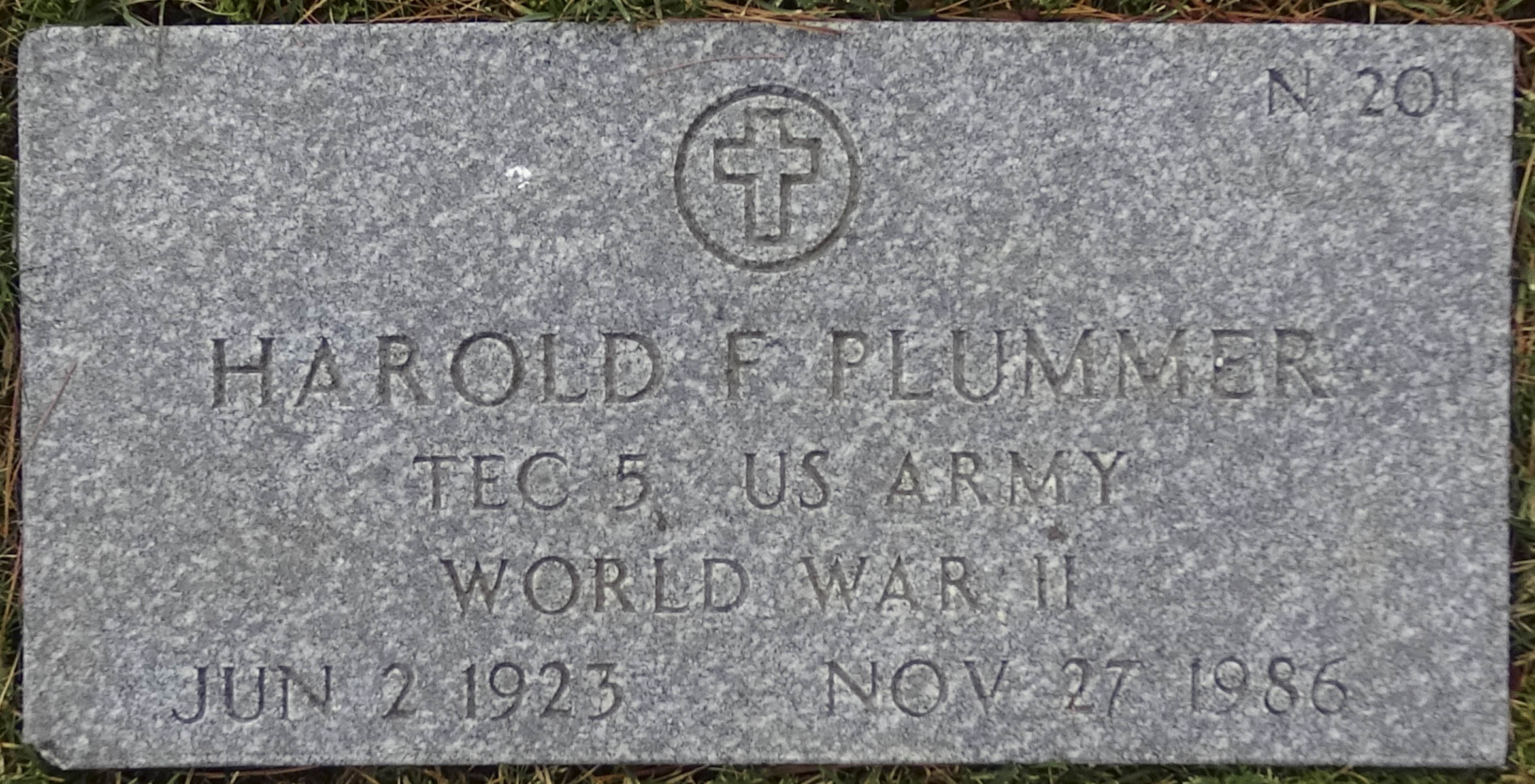 Gravesite marker image for harold f plummer