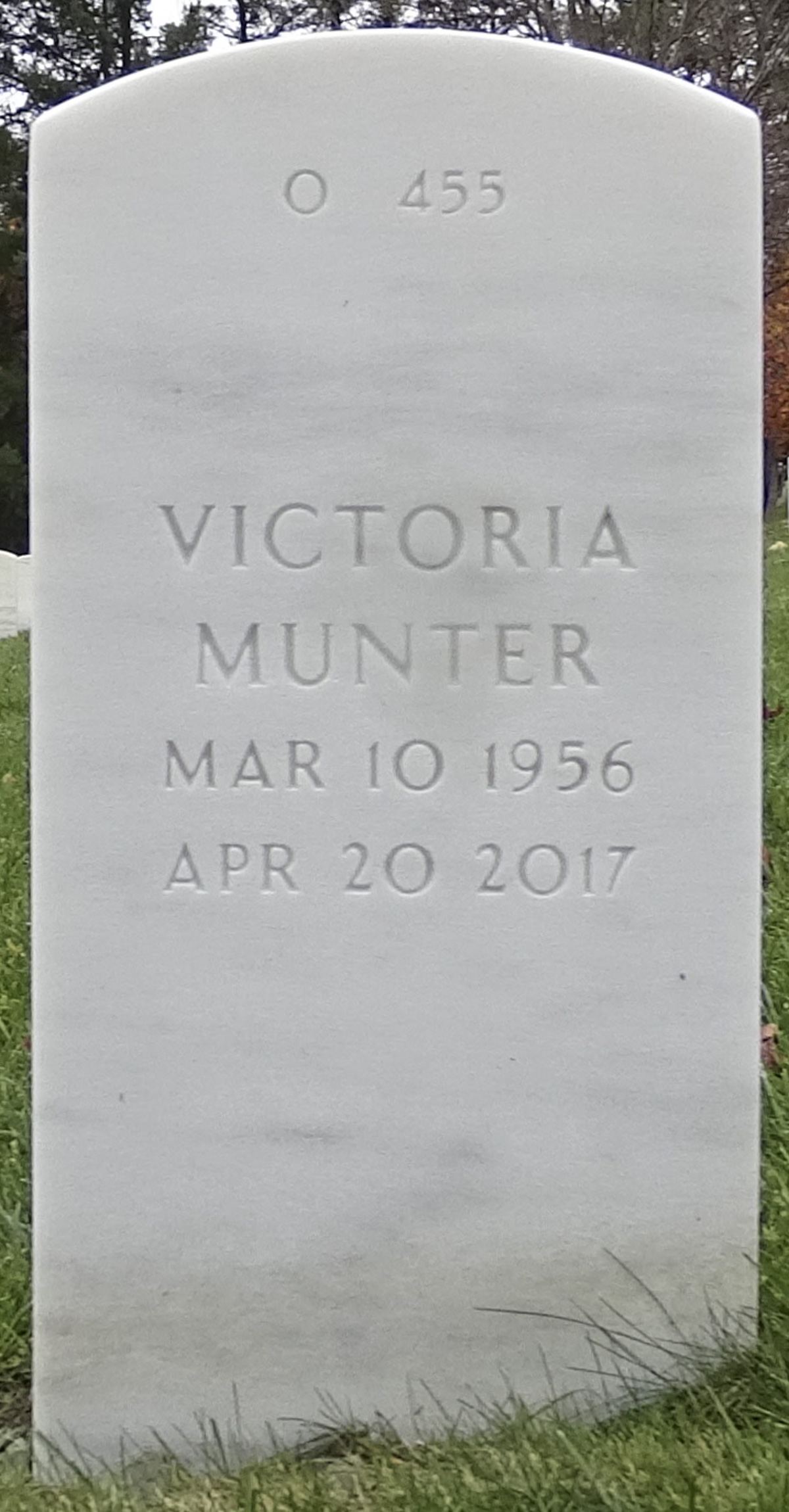 Gravesite marker image for craig f munter