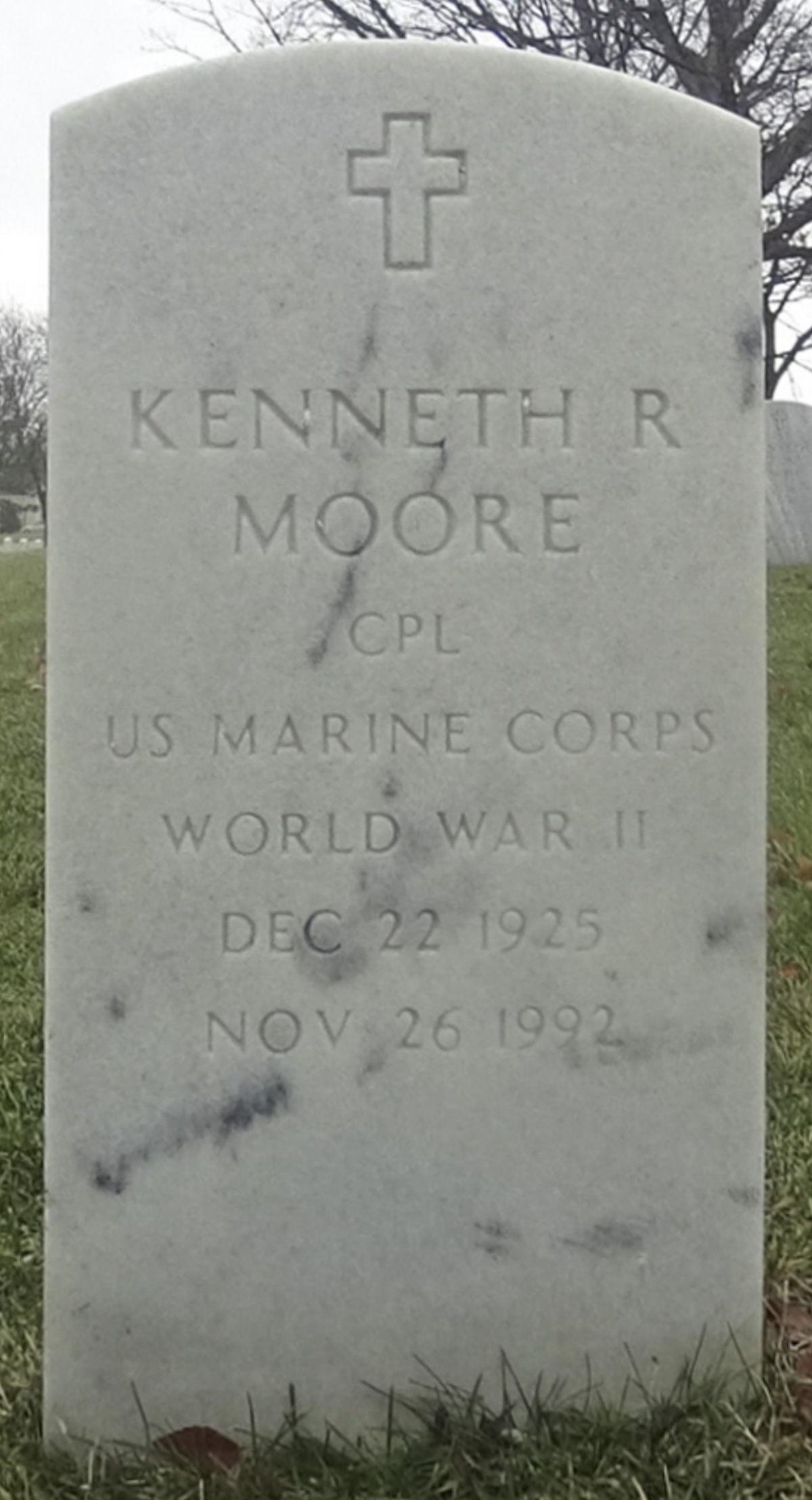 Gravesite marker image for kenneth r moore
