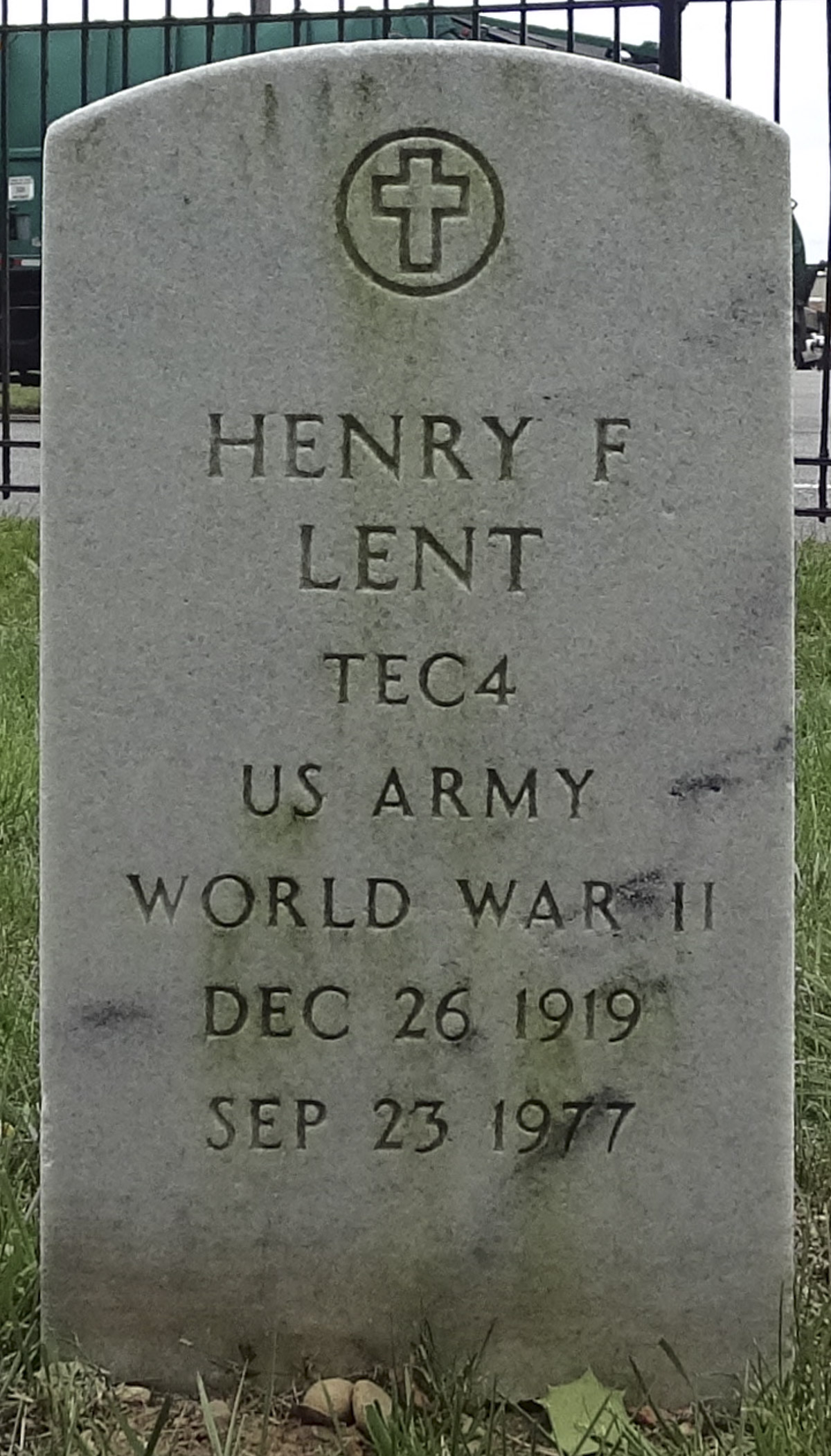 Gravesite marker image for henry f lent