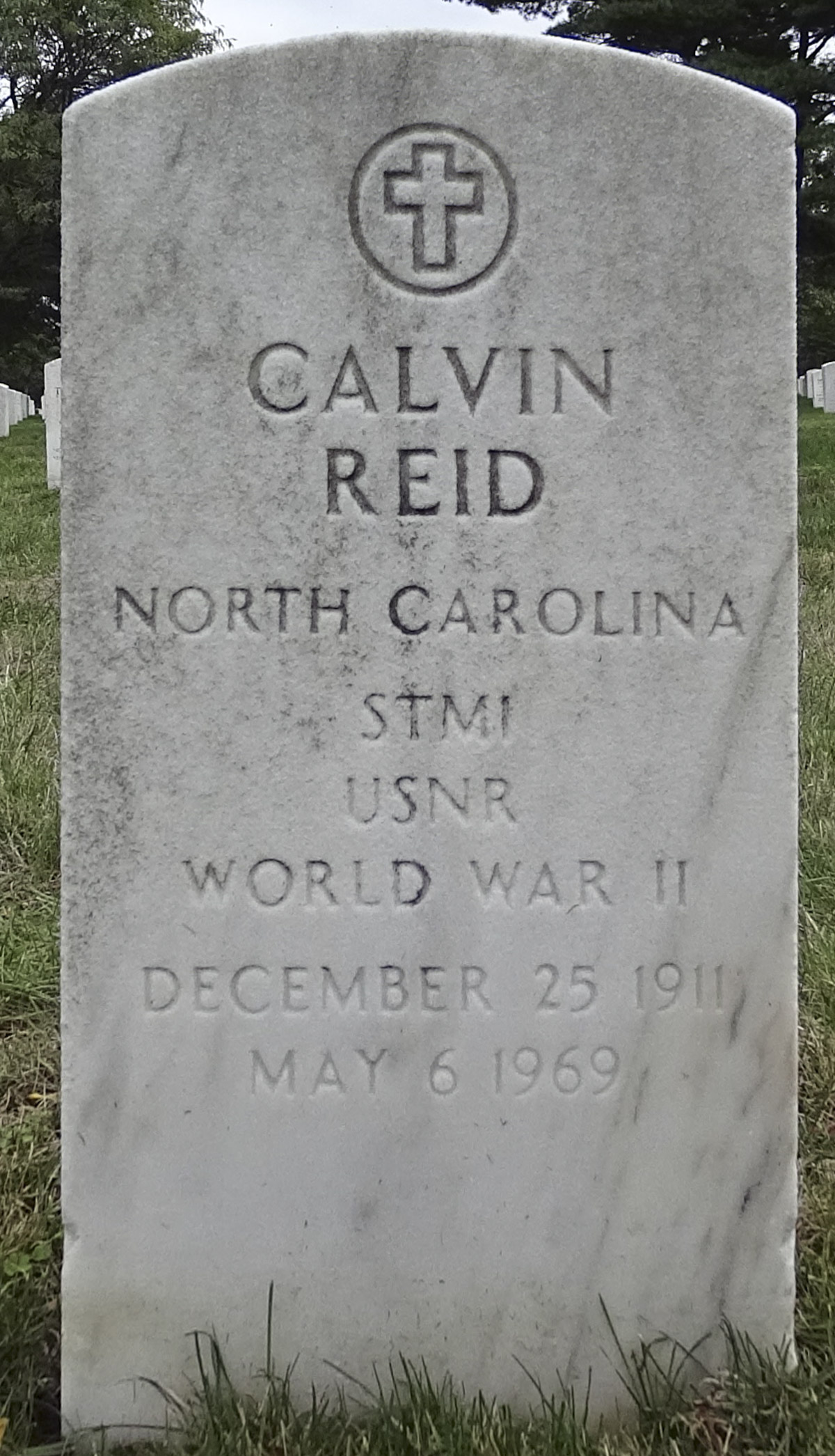 Gravesite marker image for calvin reid