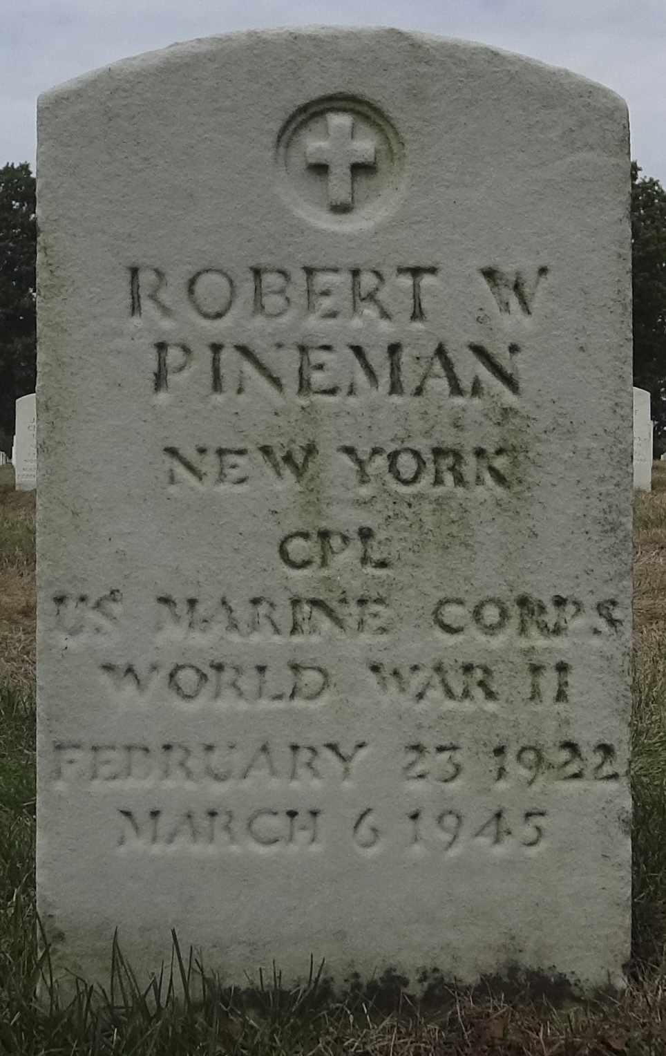 Gravesite marker image for robert w pineman