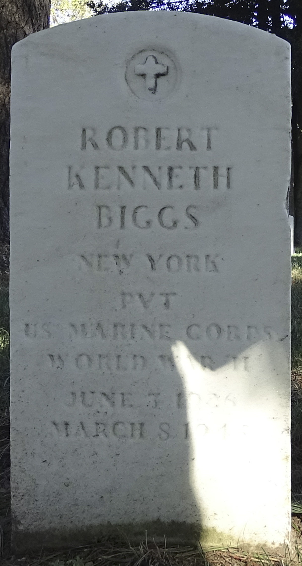 Gravesite marker image for robert kenneth biggs