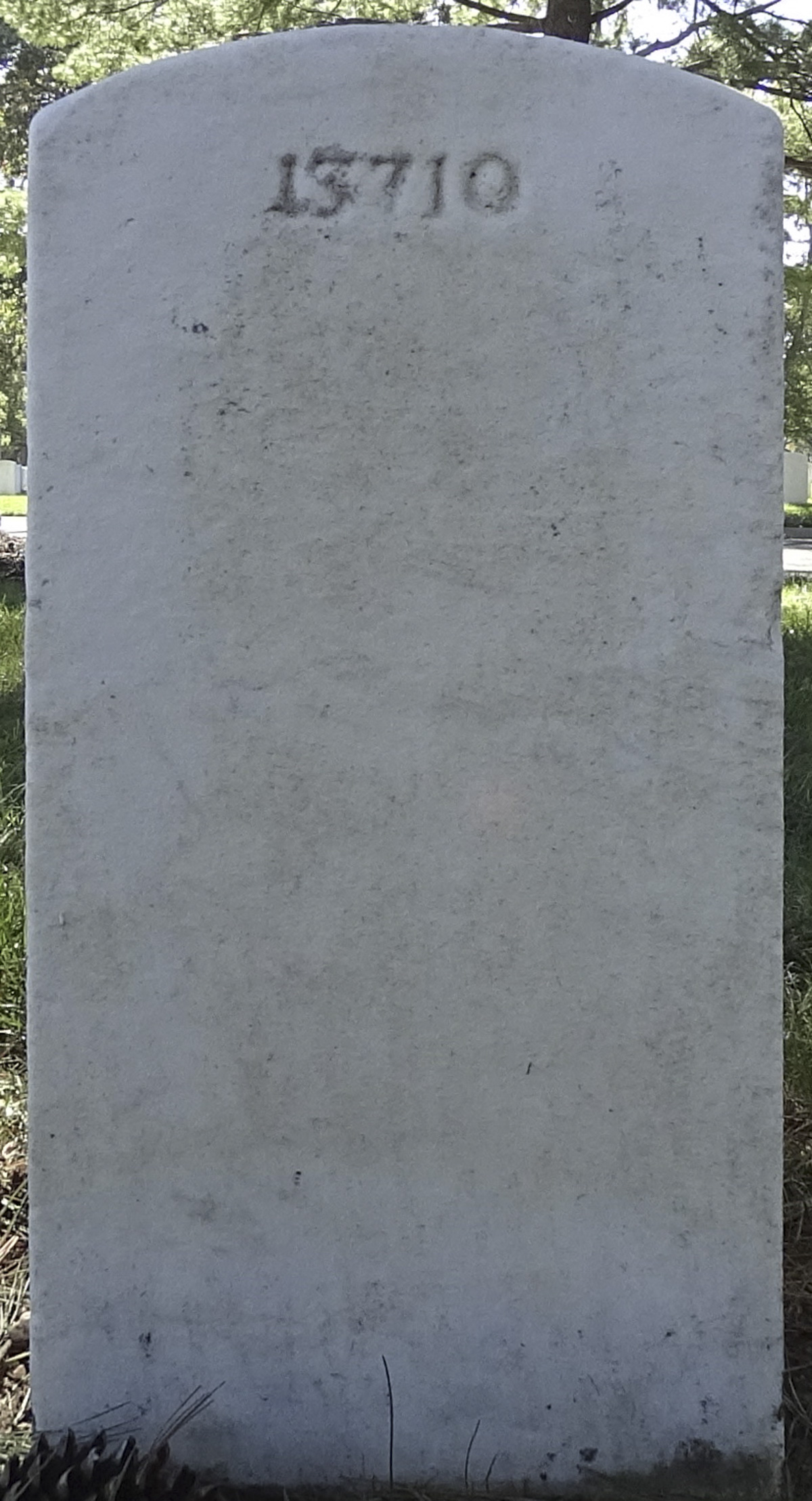 Gravesite marker image for robert kenneth biggs