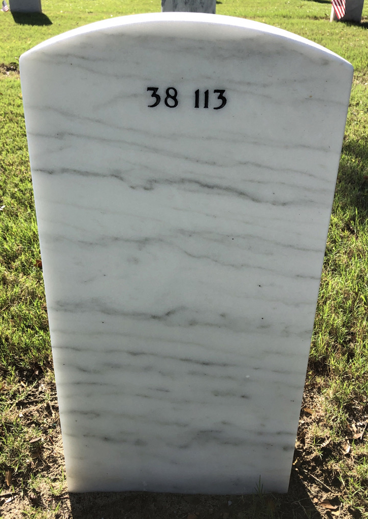 Gravesite marker image for clyde e lassen