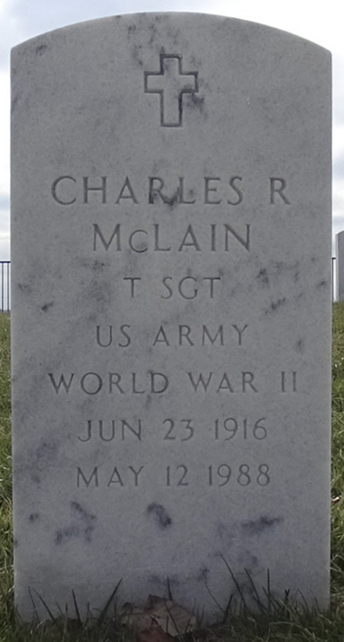 Gravesite marker image for charles r mclain