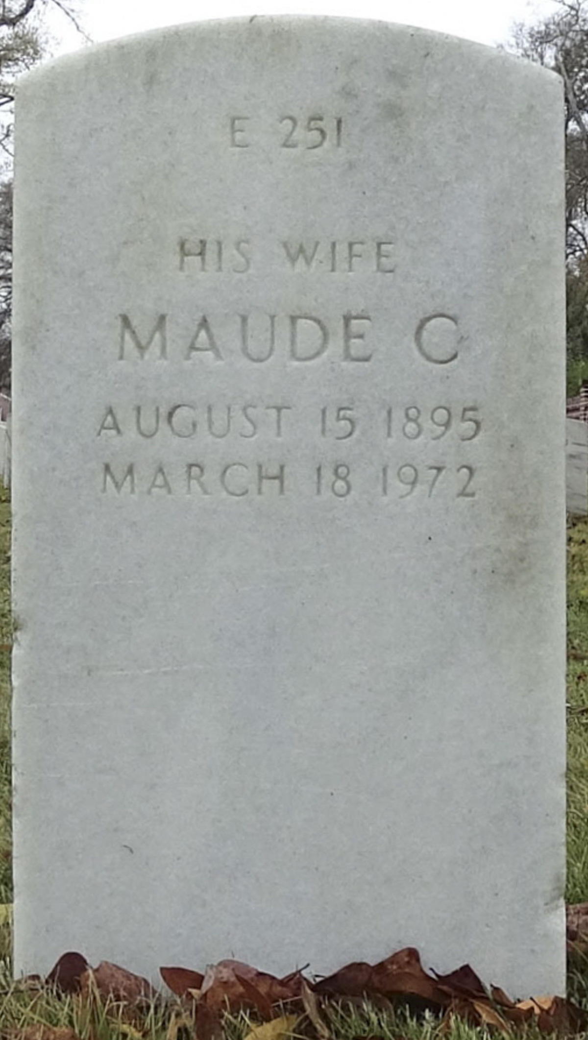 Gravesite marker image for russell king thayer sr