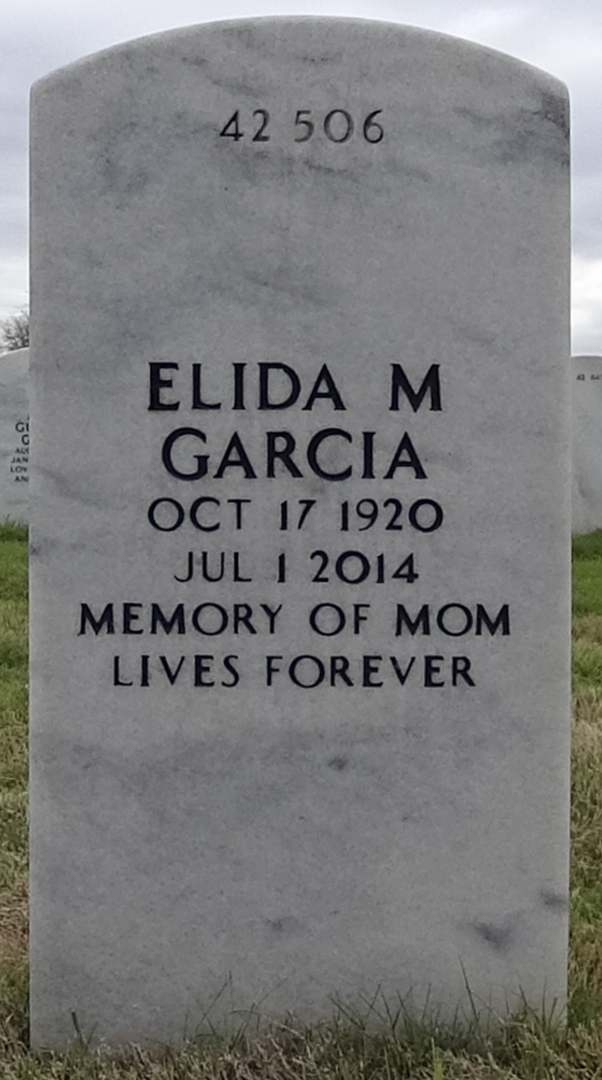 Gravesite marker image for guillermo garcia
