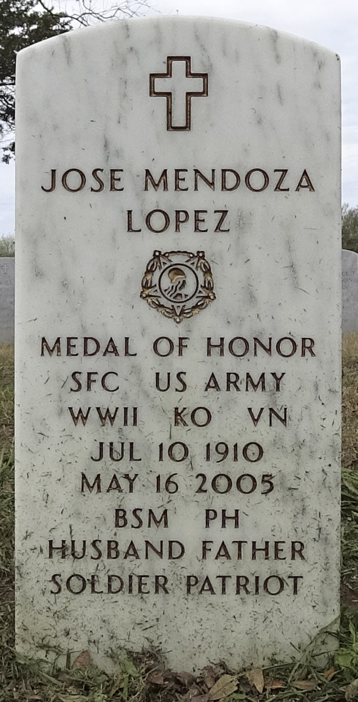 Gravesite marker image for jose mendoza lopez