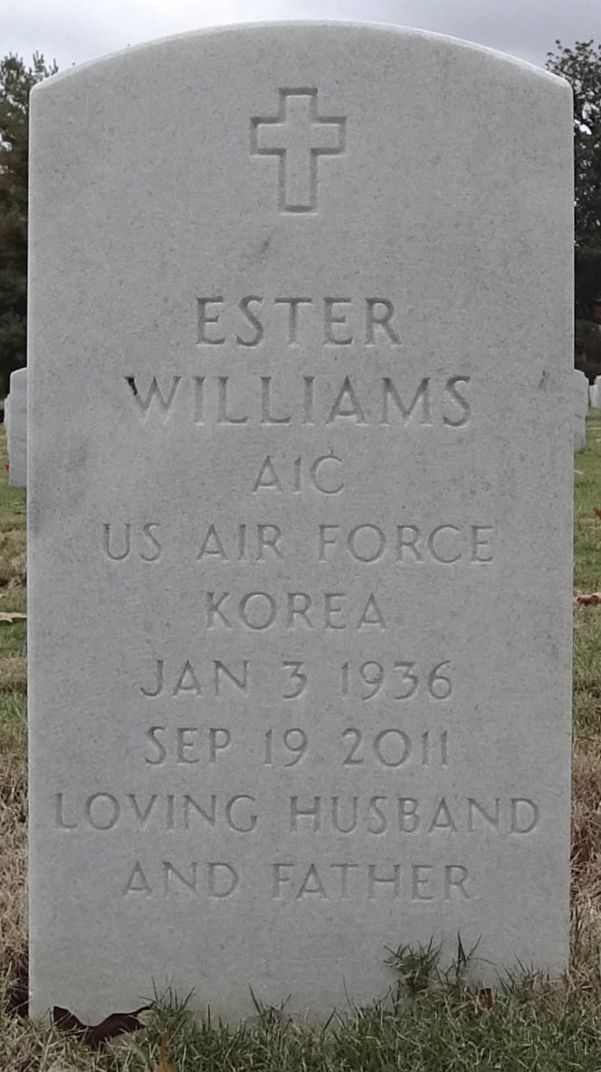 Gravesite marker image for ester williams