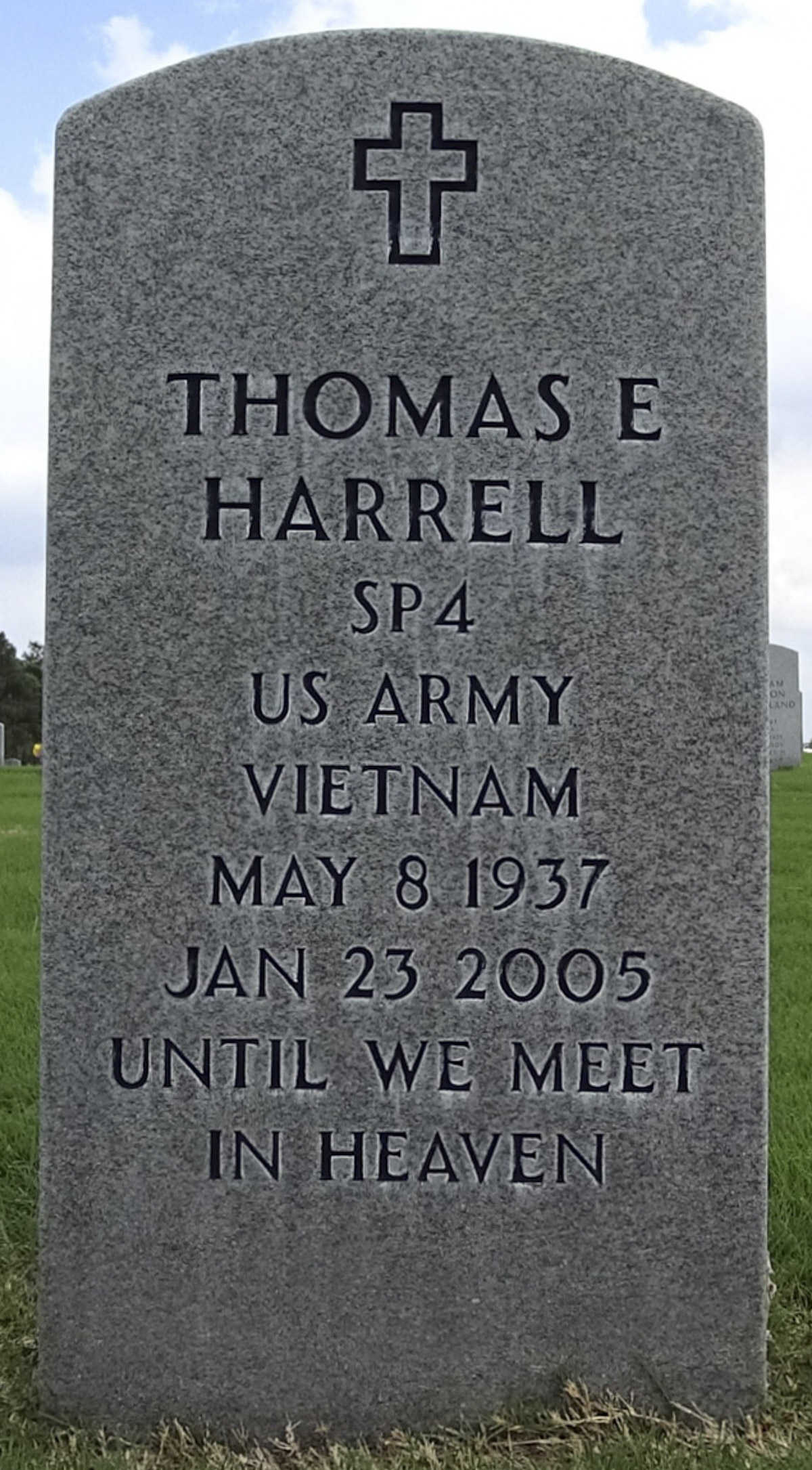 Gravesite marker image for thomas e harrell