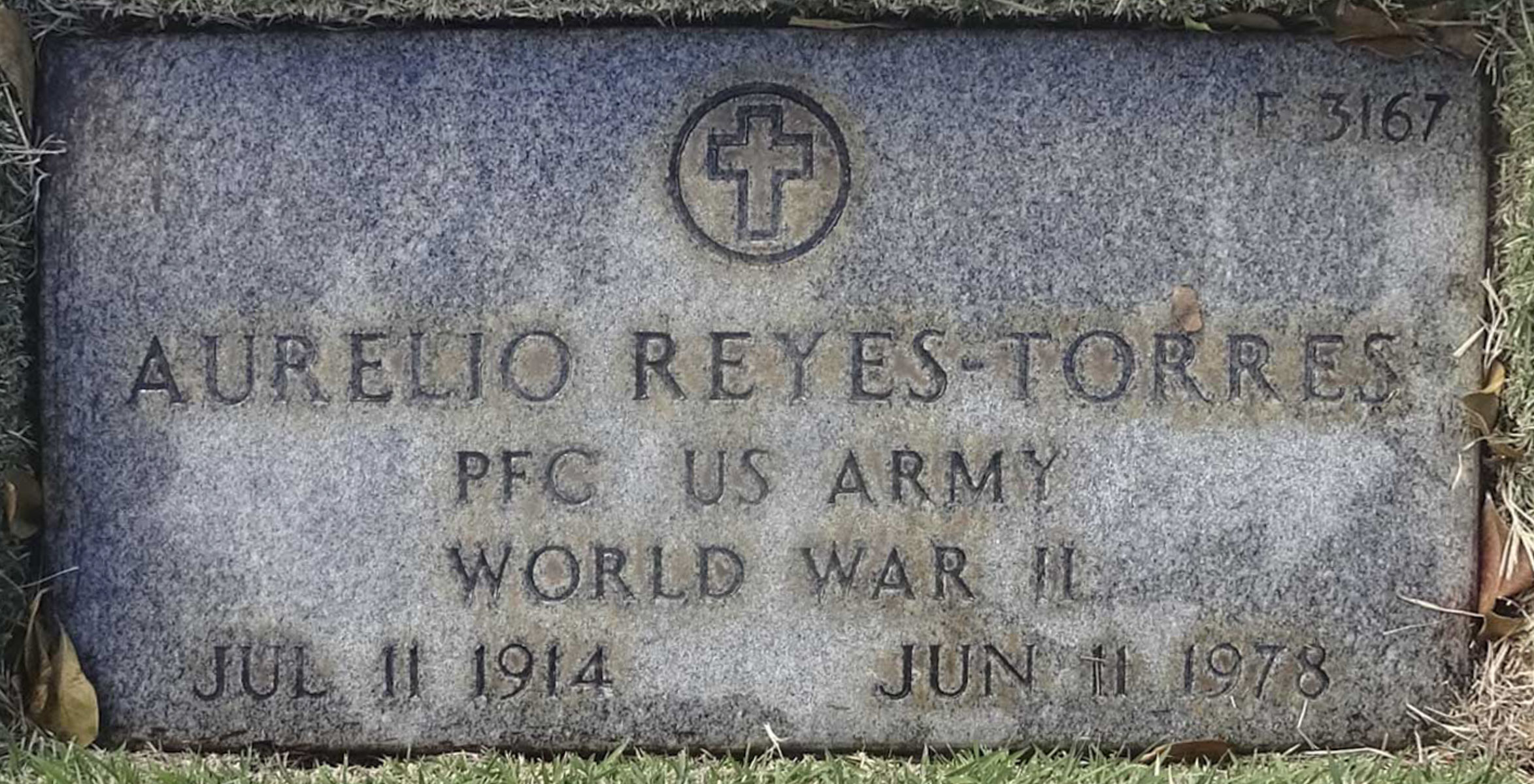 Gravesite marker image for aurelio reyes-torres