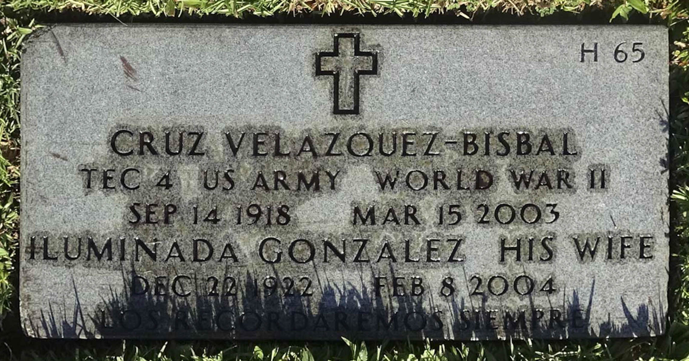 Gravesite marker image for cruz velazquez-bisbal