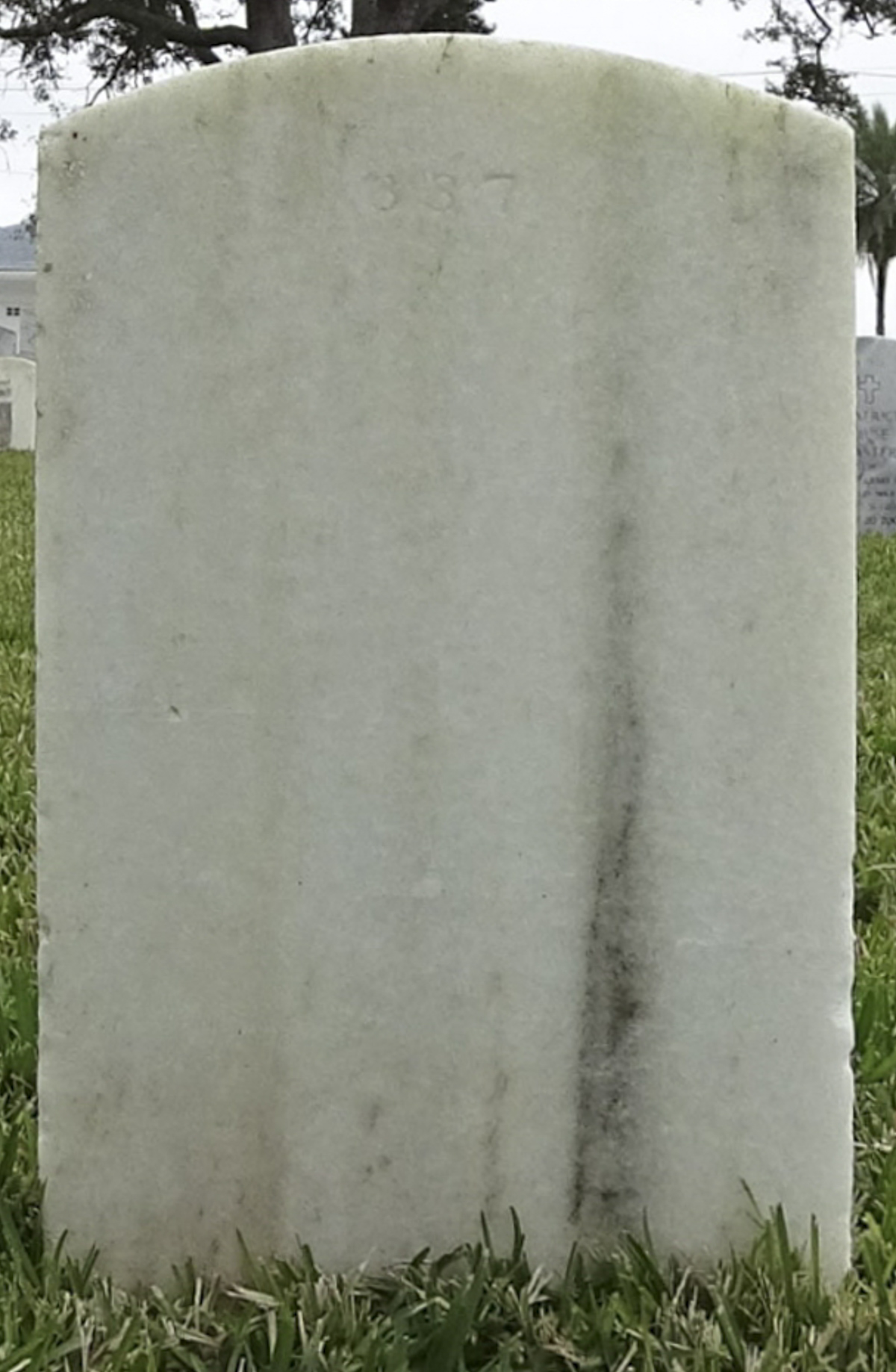 Gravesite marker image for fred c tomlinson