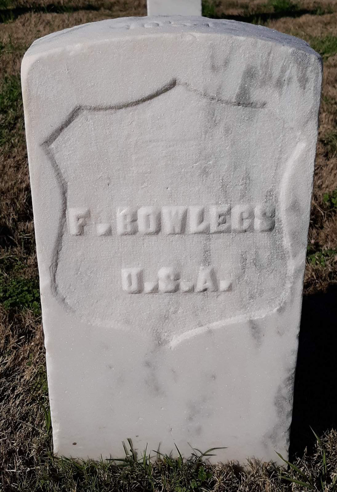Gravesite marker image for friday bowlegs