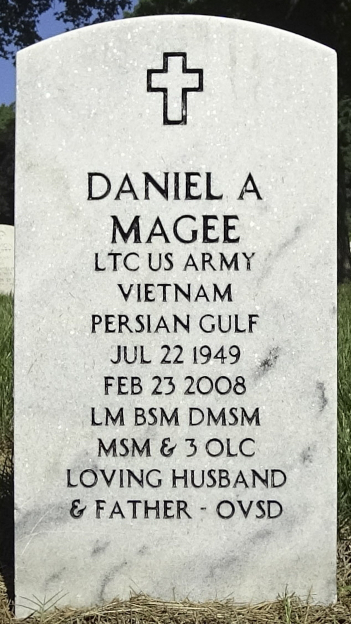 Gravesite marker image for daniel armstrong magee