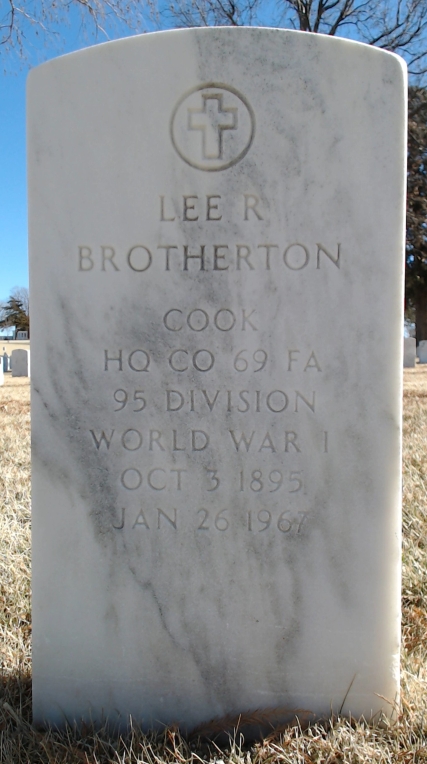 Gravesite marker image for lee r brotherton