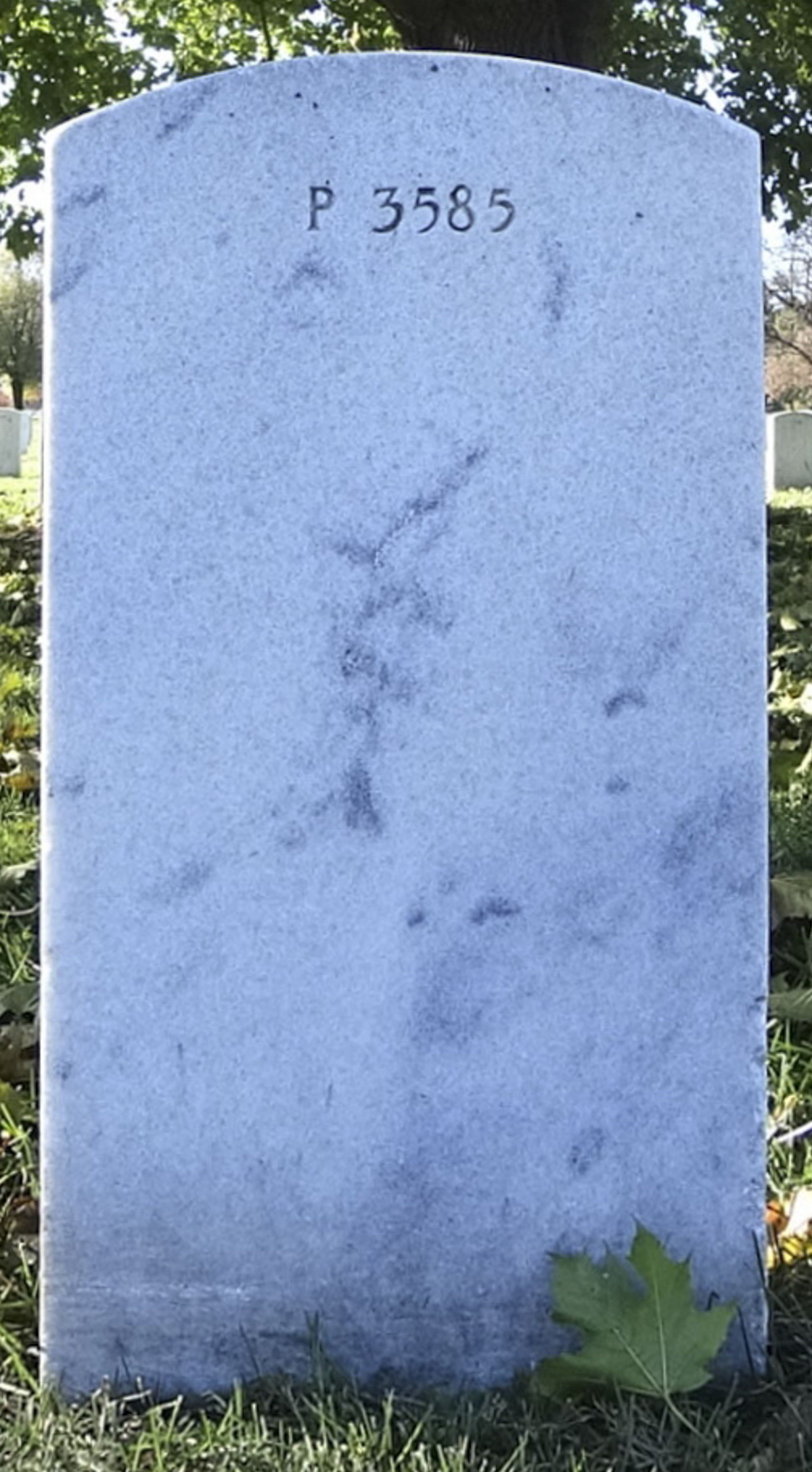 Gravesite marker image for marion russell