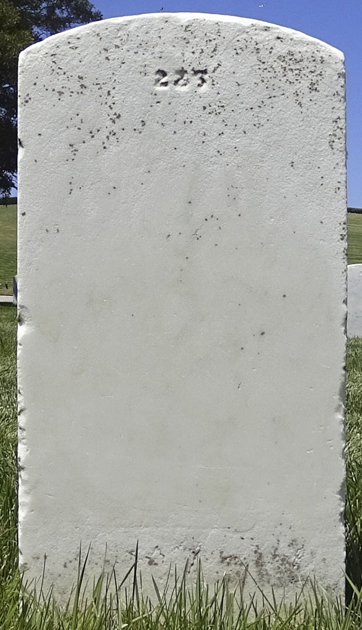 Gravesite marker image for russell vincent braga