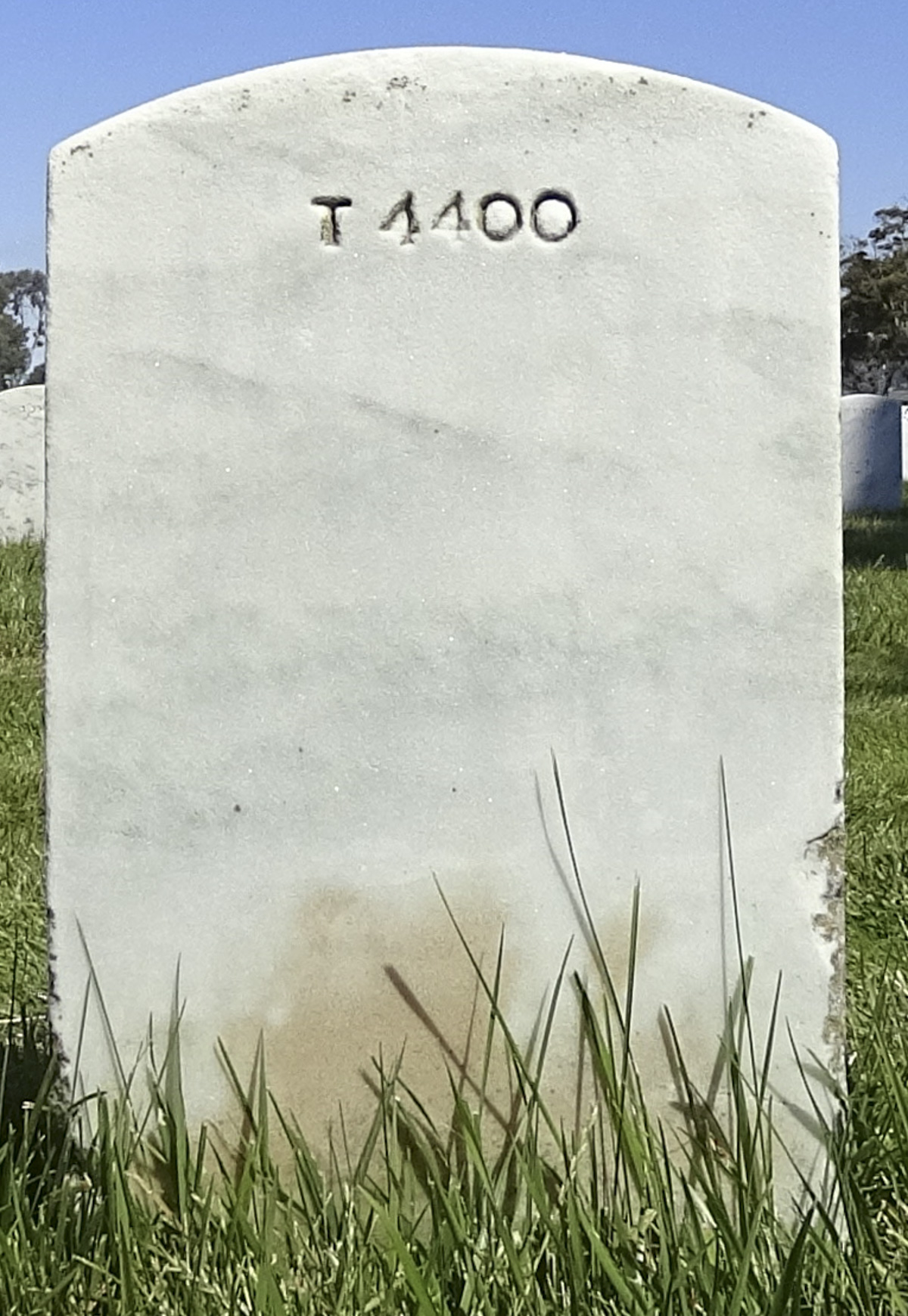 Gravesite marker image for arthur villa