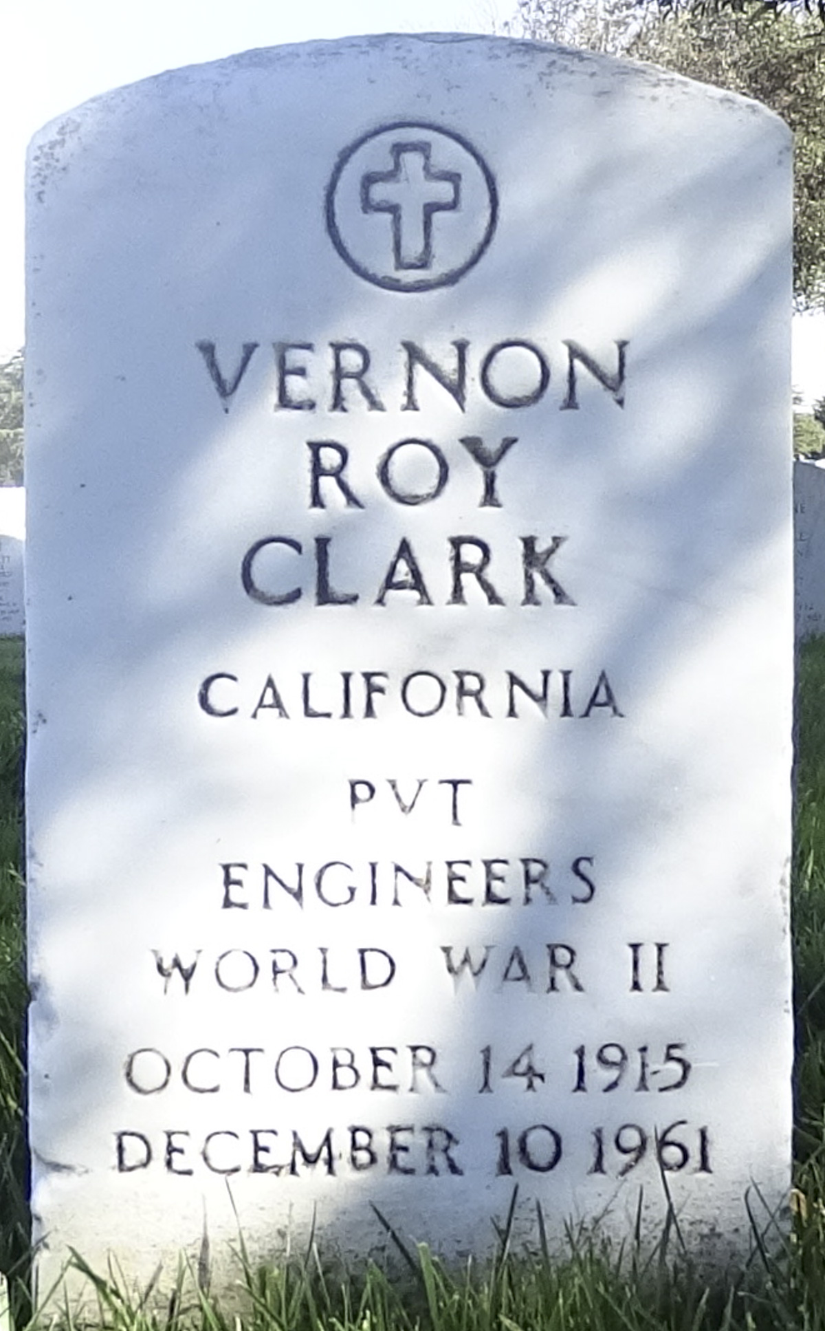 Gravesite marker image for vernon roy clark