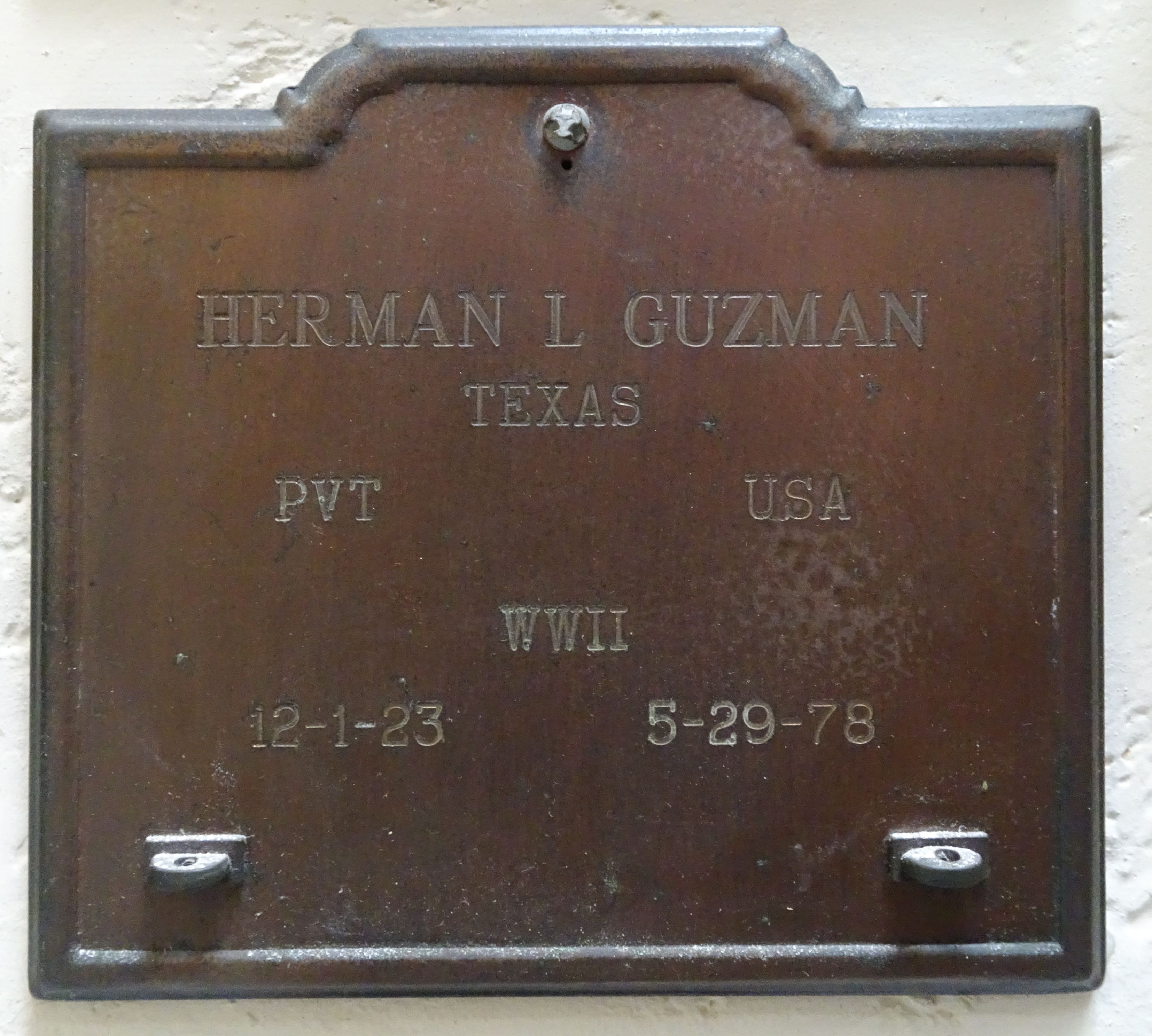 Gravesite marker image for herman l guzman