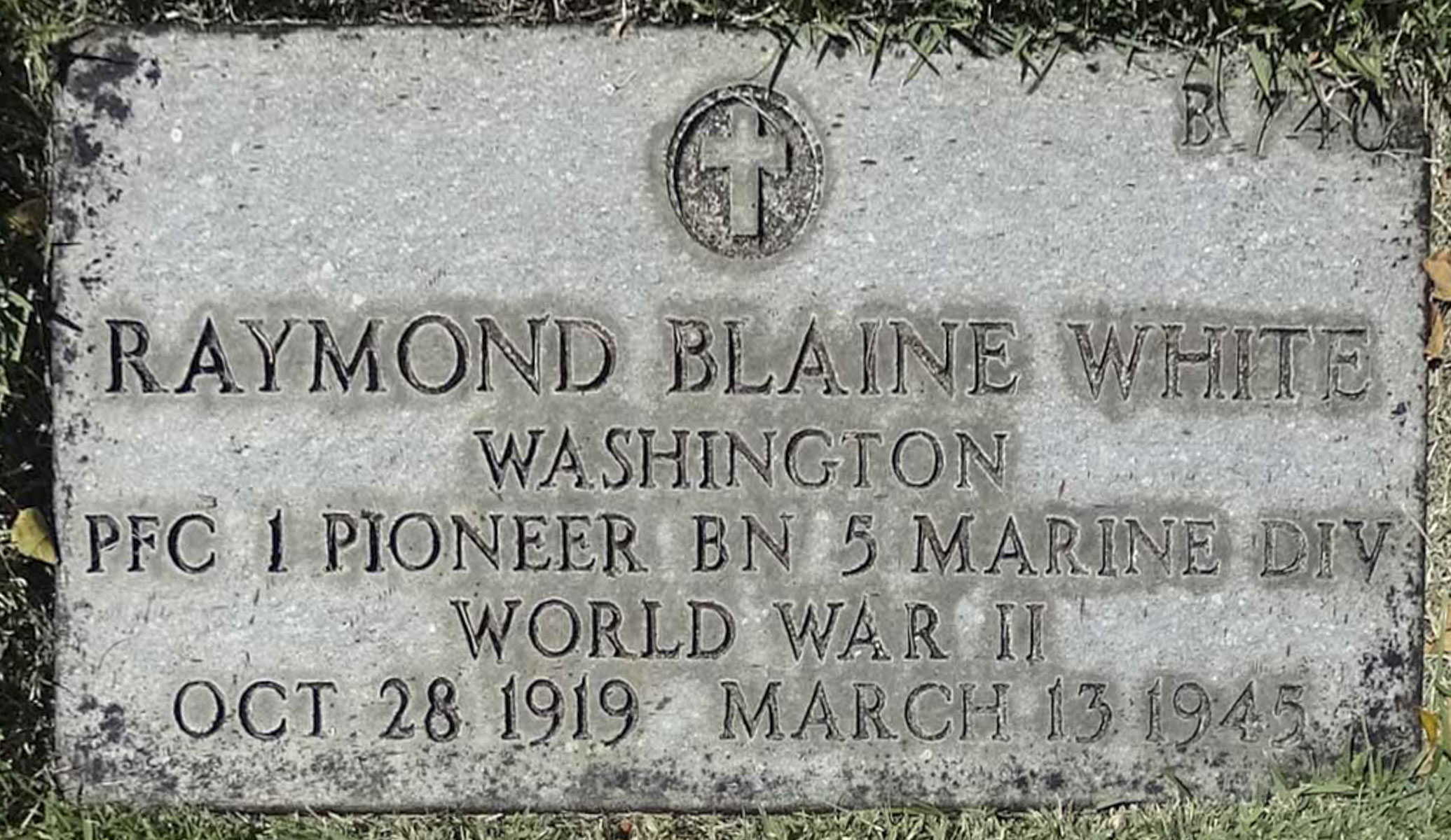 Gravesite marker image for raymond blaine white