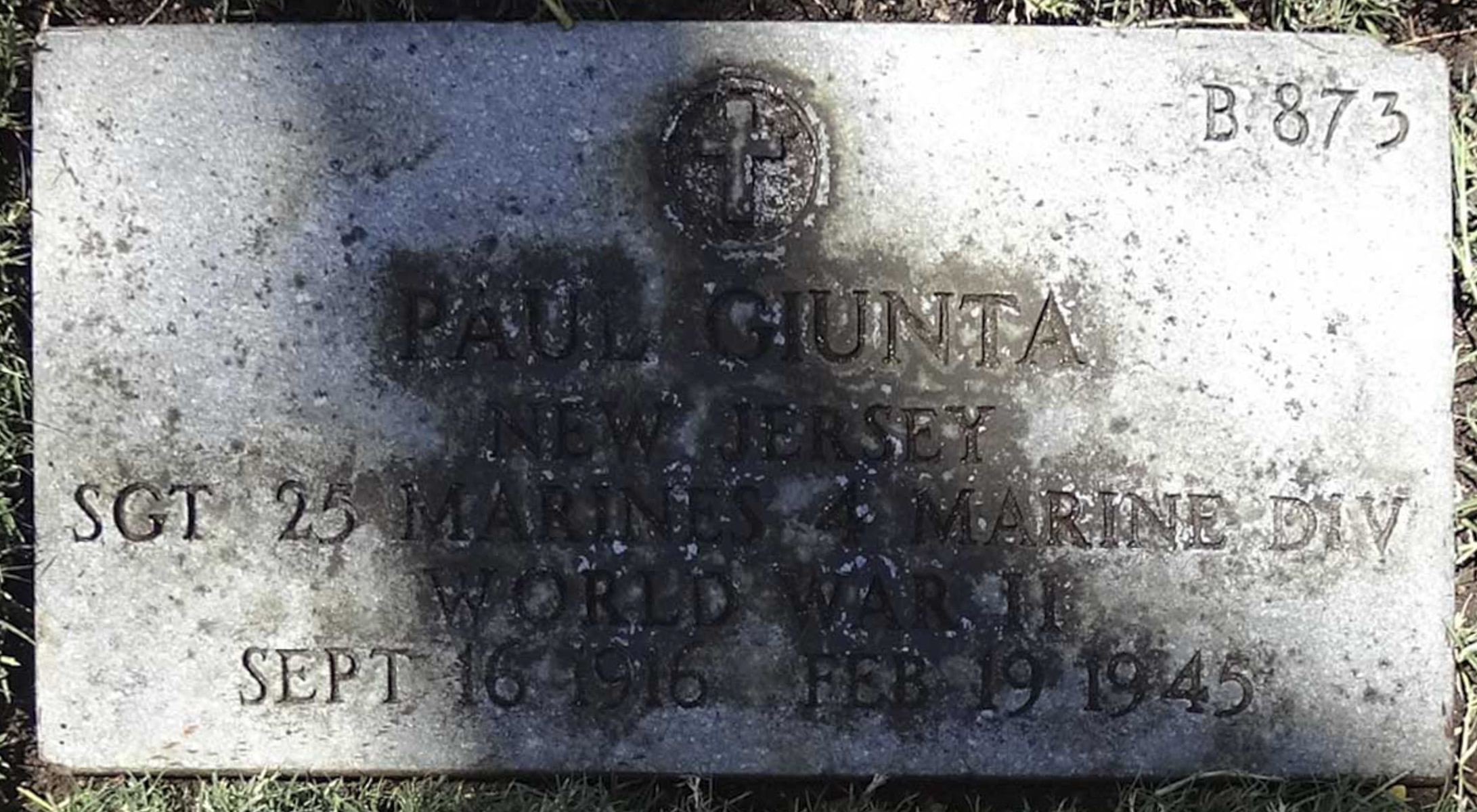 Gravesite marker image for paul giunta