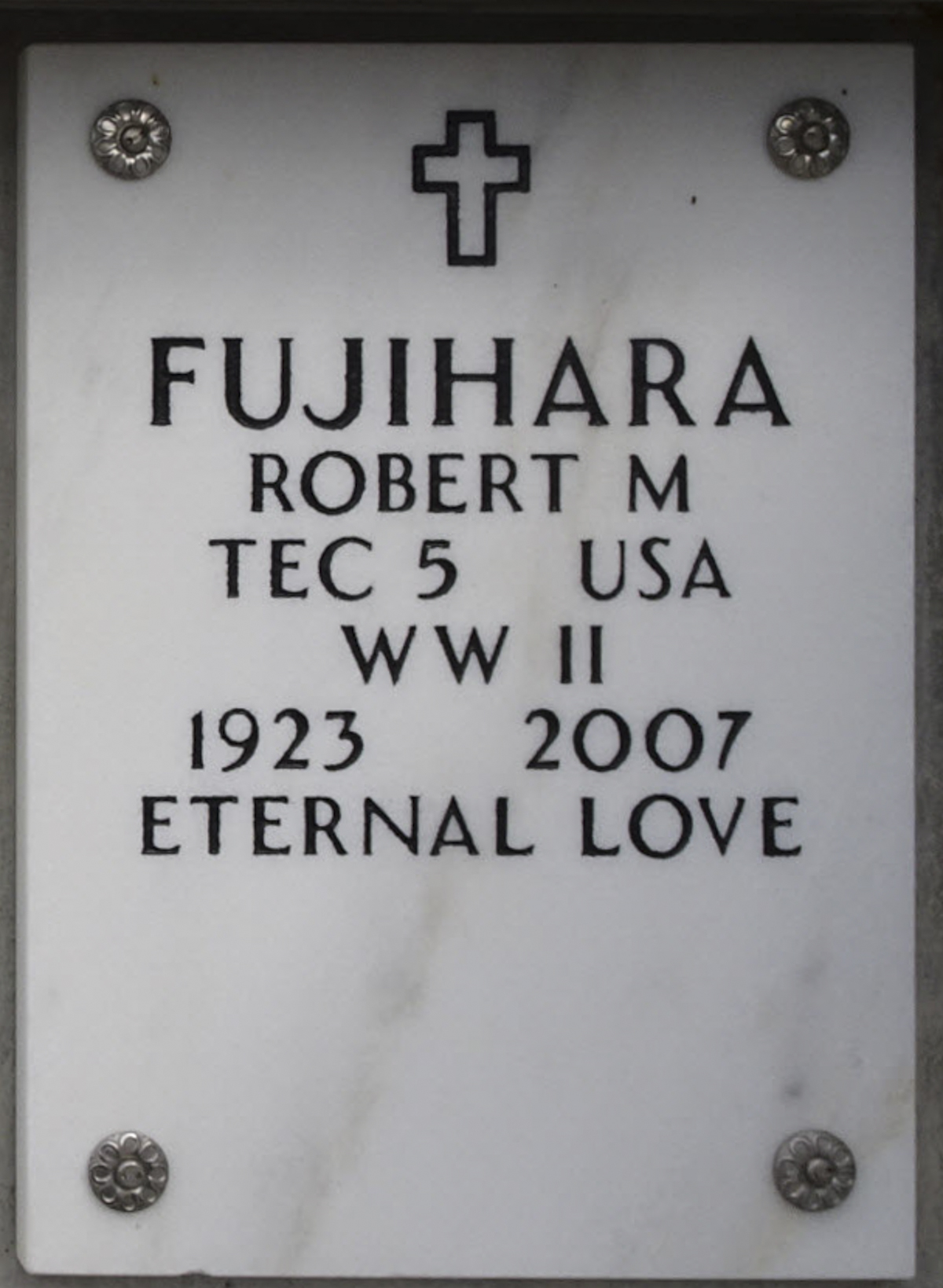 Gravesite marker image for robert minoru fujihara