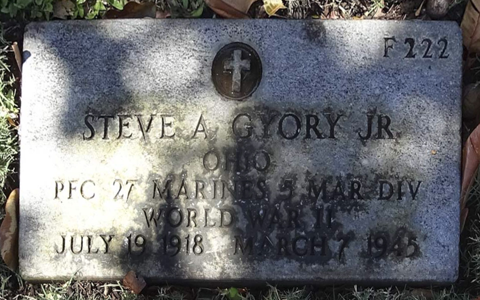 Gravesite marker image for steve a gyory jr