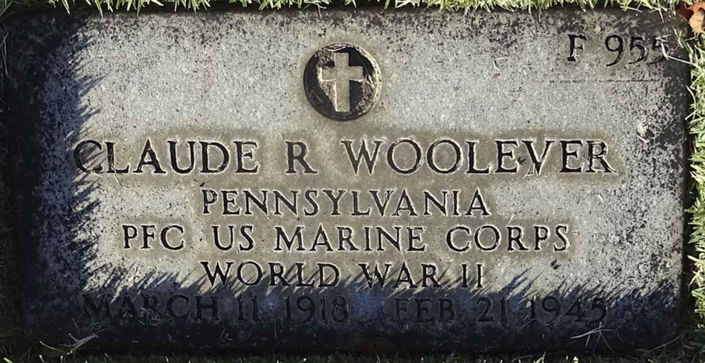 Gravesite marker image for claude r woolever