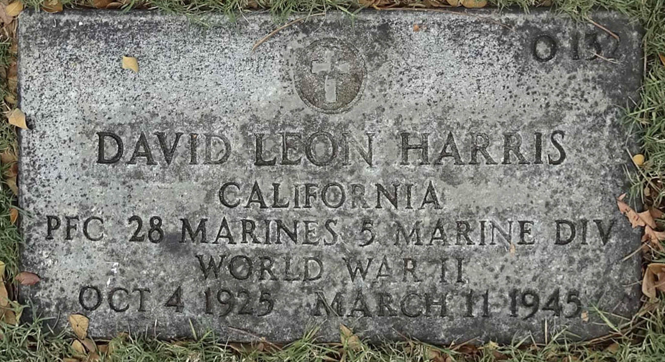 Gravesite marker image for david leon harris