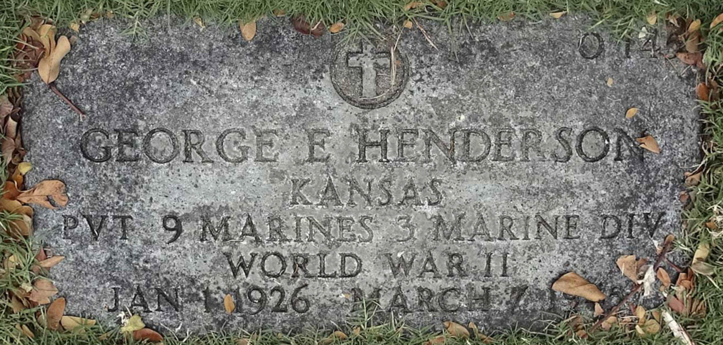 Gravesite marker image for george e henderson