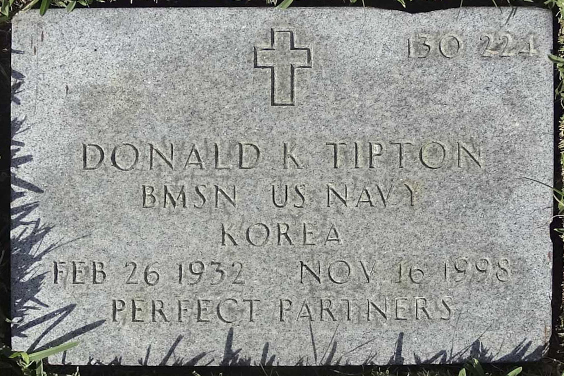Gravesite marker image for donald k tipton