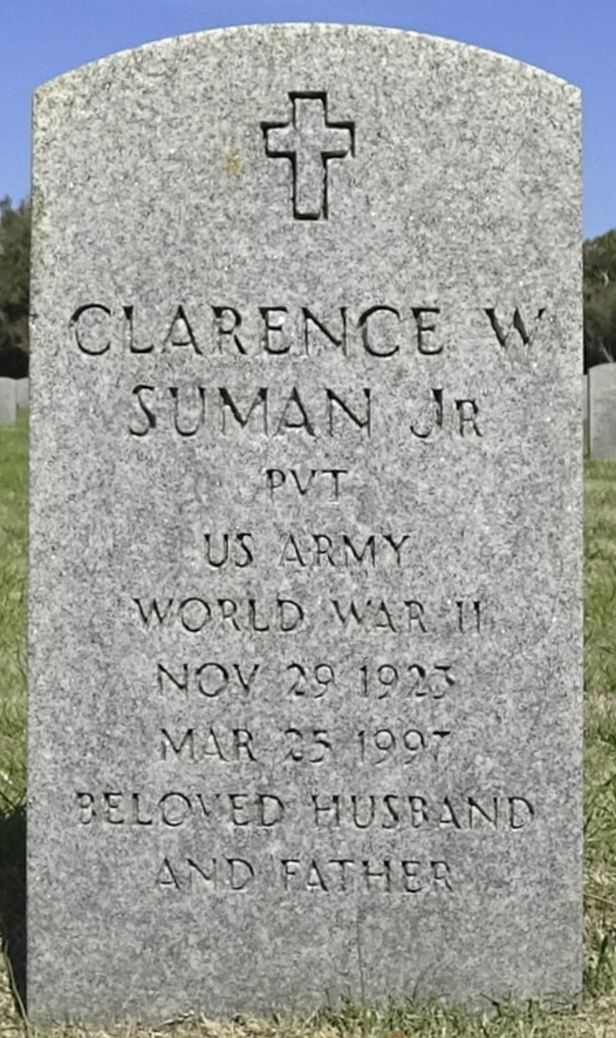 Gravesite marker image for clarence w suman jr