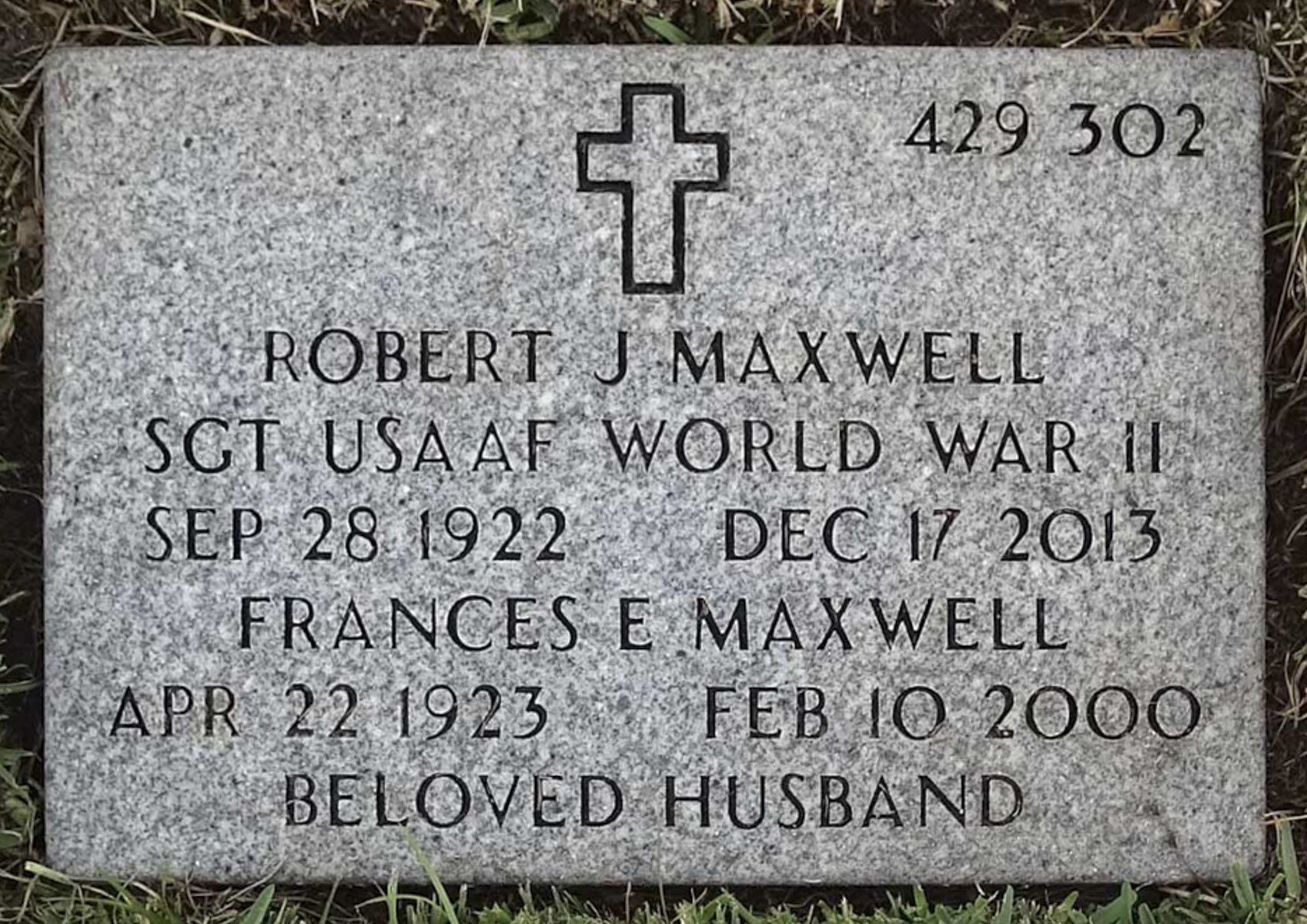 Gravesite marker image for robert j maxwell