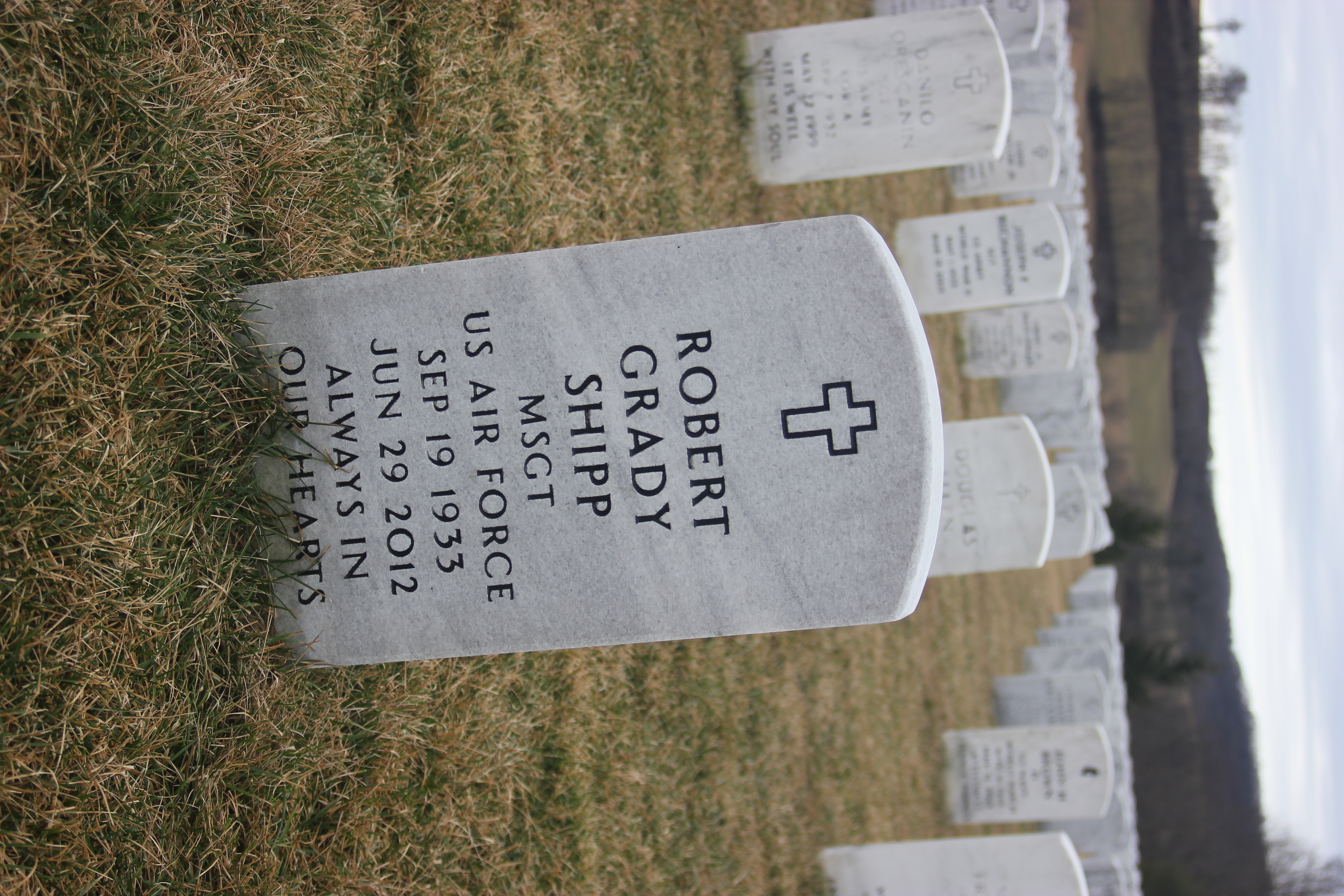 Gravesite marker image for robert grady shipp