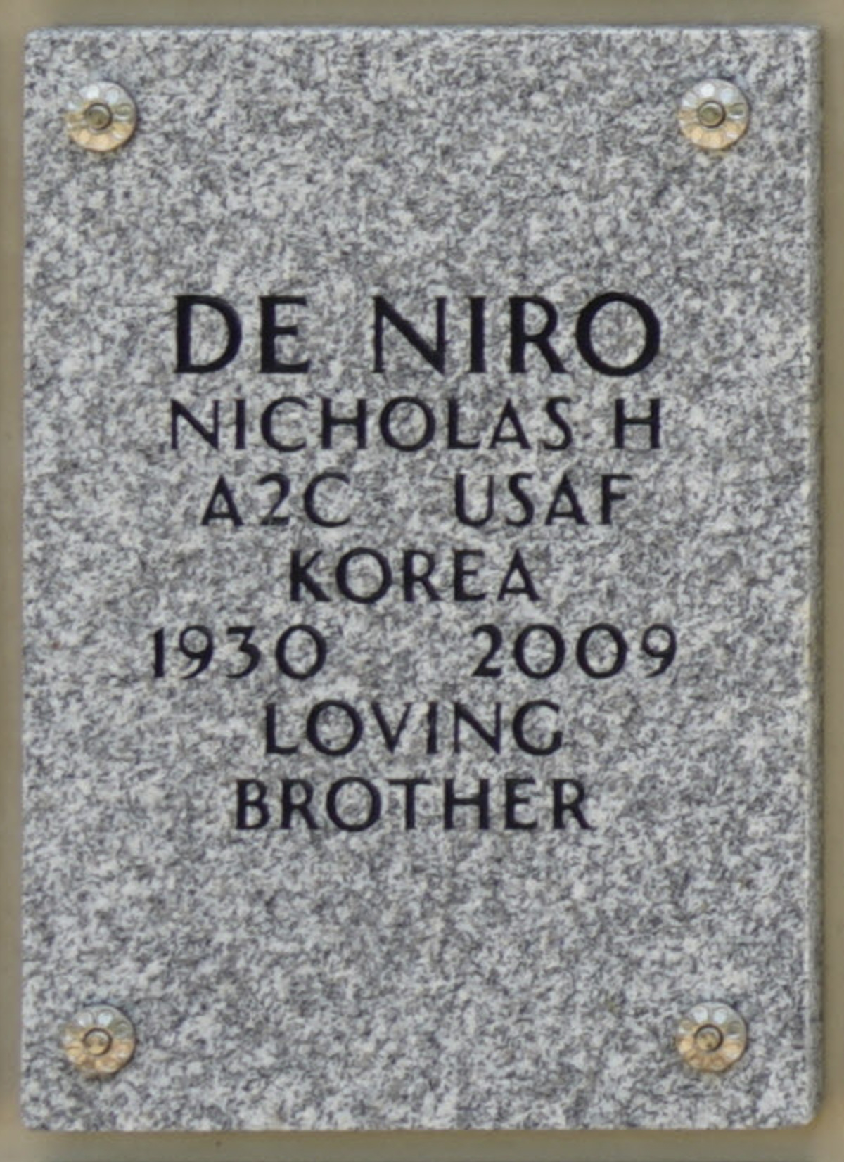 Gravesite marker image for nicholas h de niro