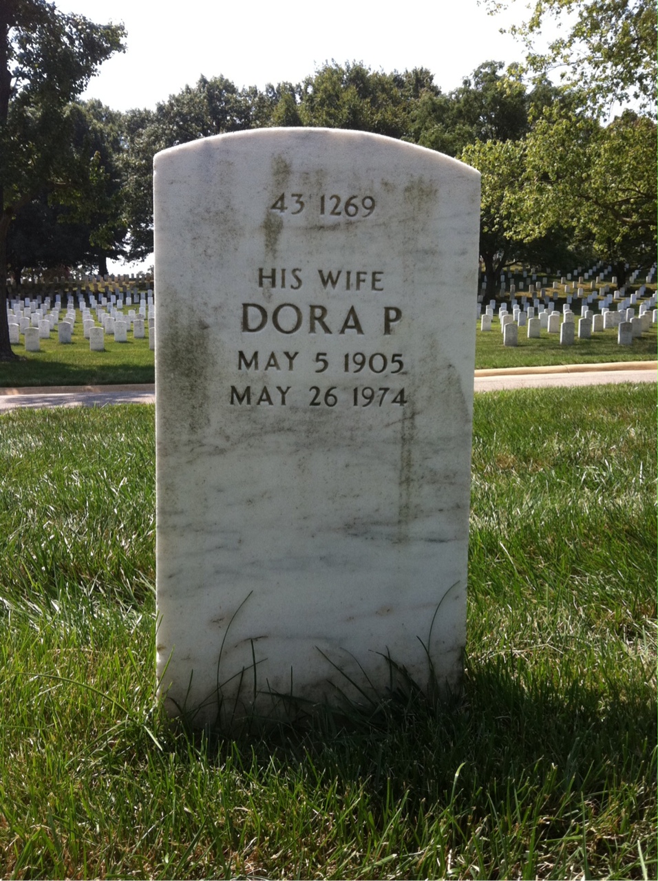Gravesite marker image for thomas h hodge