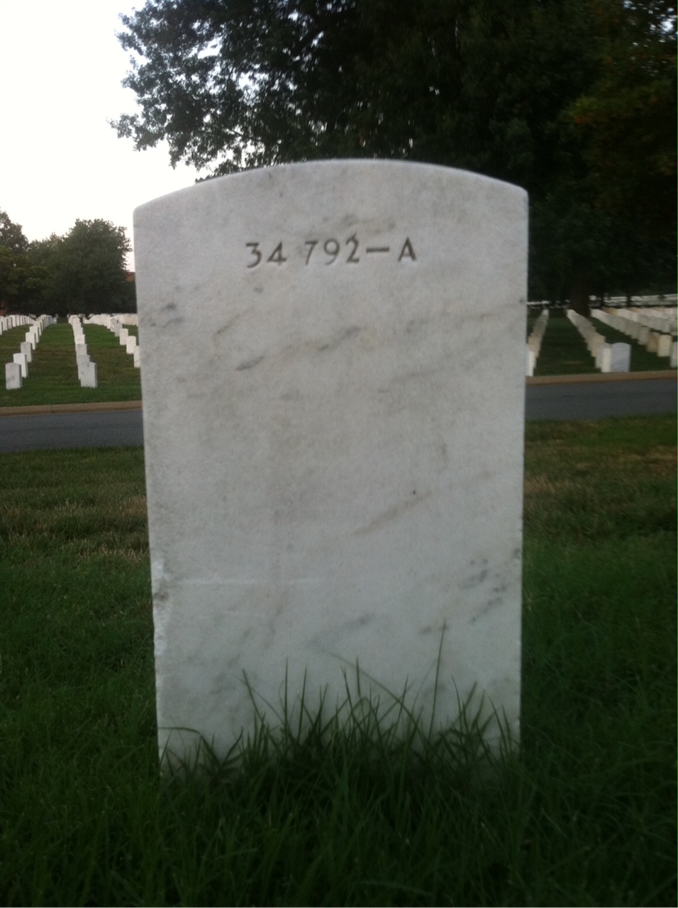 Gravesite marker image for robert l bailey jr