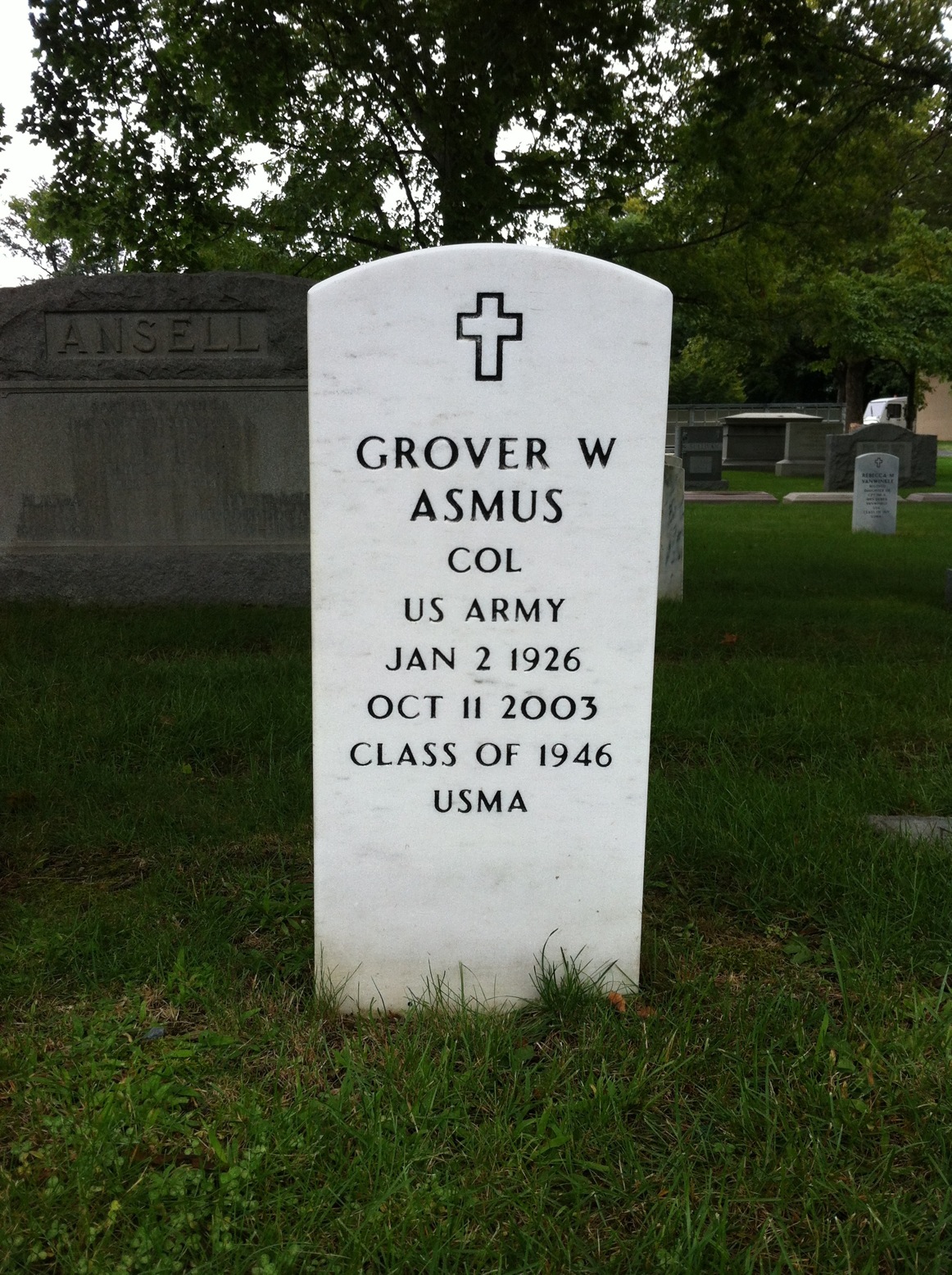 Gravesite marker image for grover w asmus