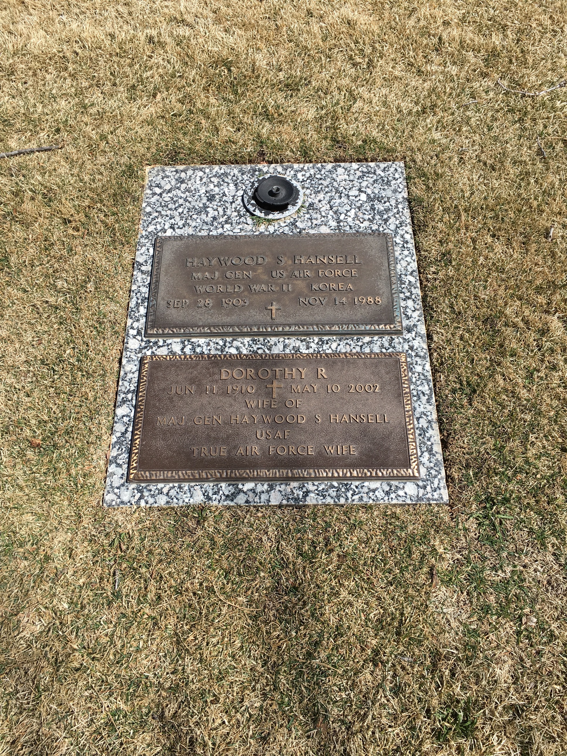 Gravesite marker image for haywood s hansell jr