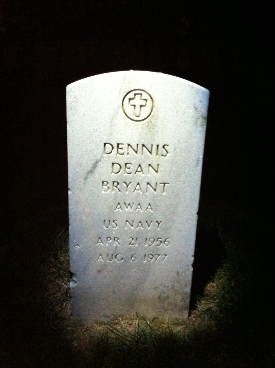 Gravesite marker image for dennis d bryant