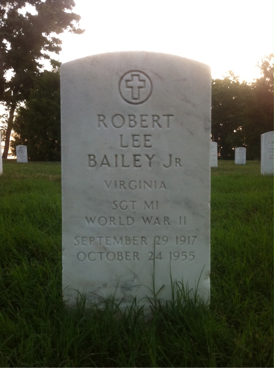 Gravesite marker image for robert l bailey jr