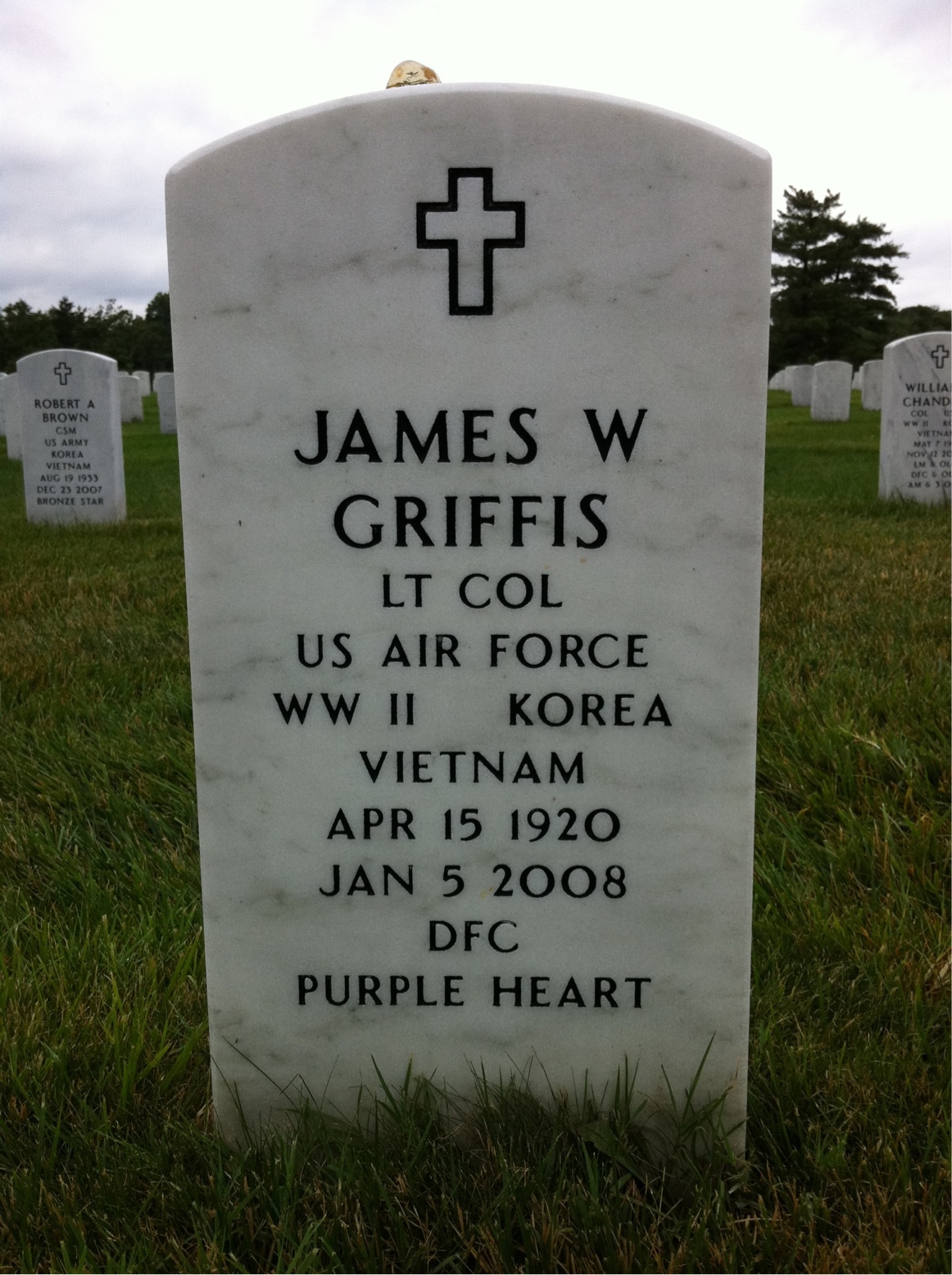 Gravesite marker image for james w griffis