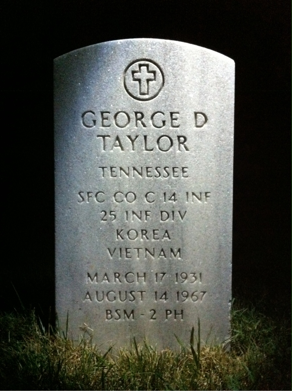 Gravesite marker image for roxie l taylor