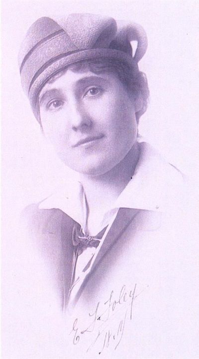 MacDonald in 1905 after completing her nurse training. Press Enter to Activate this item.